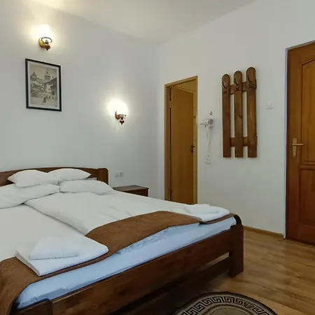 Pensiunea Casa Sighisoreana 3* 시기쇼아라