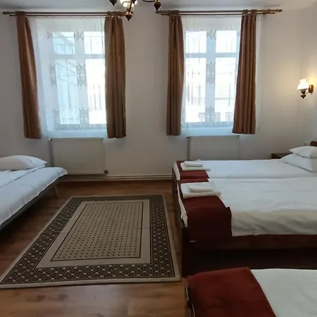 Pensiunea Casa Sighisoreana 게스트하우스 3*
